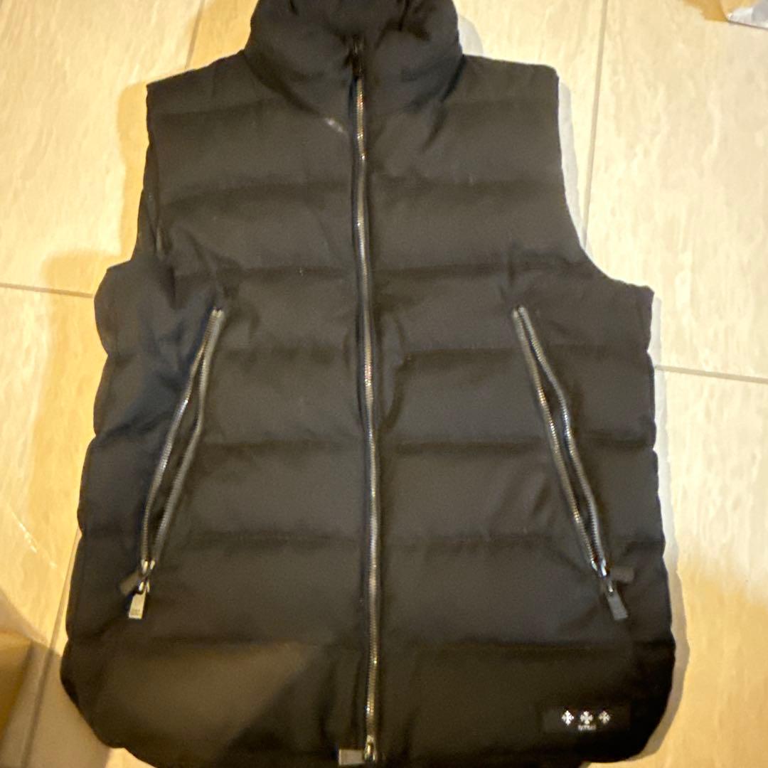 TATRAS ブラック ダウンベスト