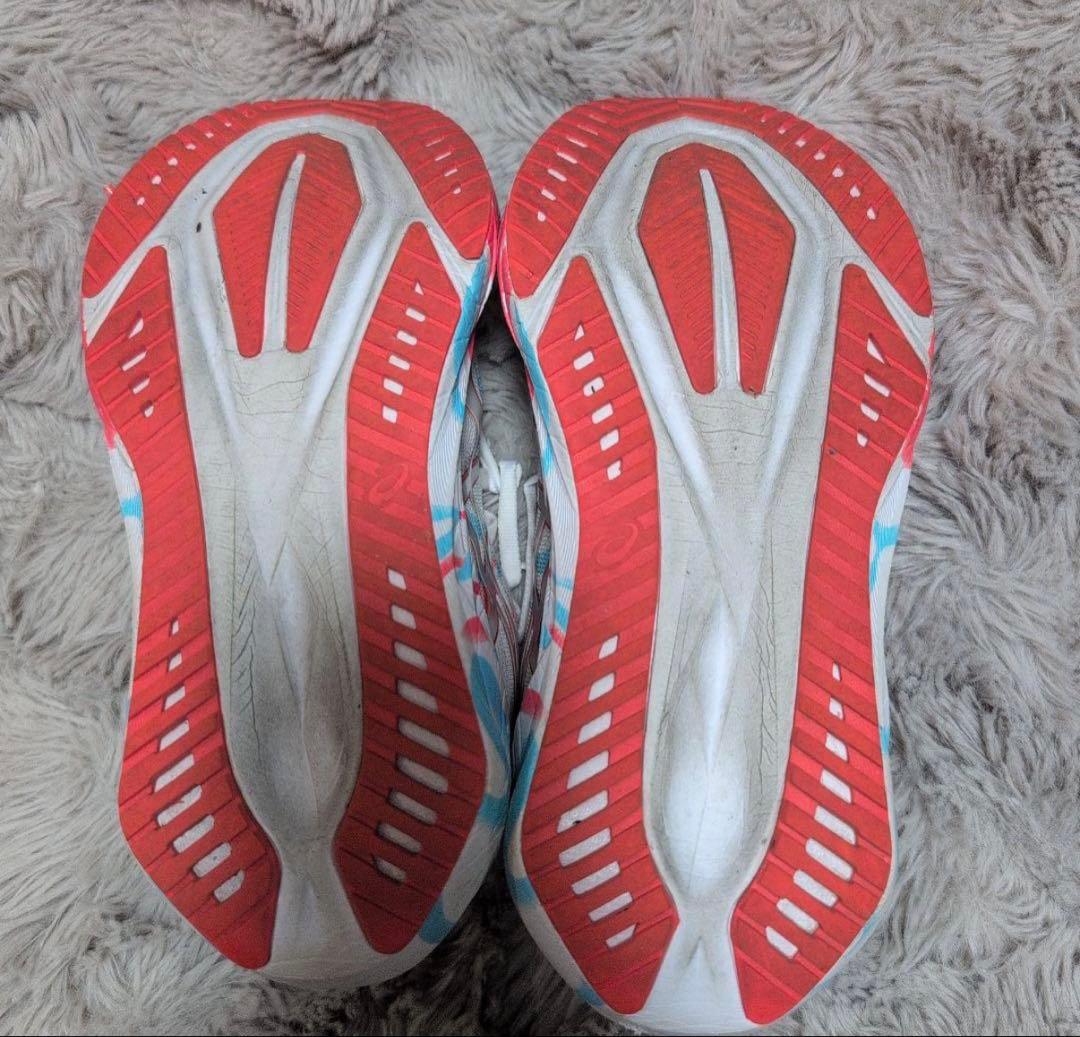 東京マラソン2025 限定モデル　アシックス NOVA BLAST5