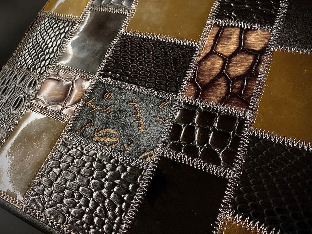 【週末SALE！特別価格】アビステ ABISTE ミケランジェロ iPadケース