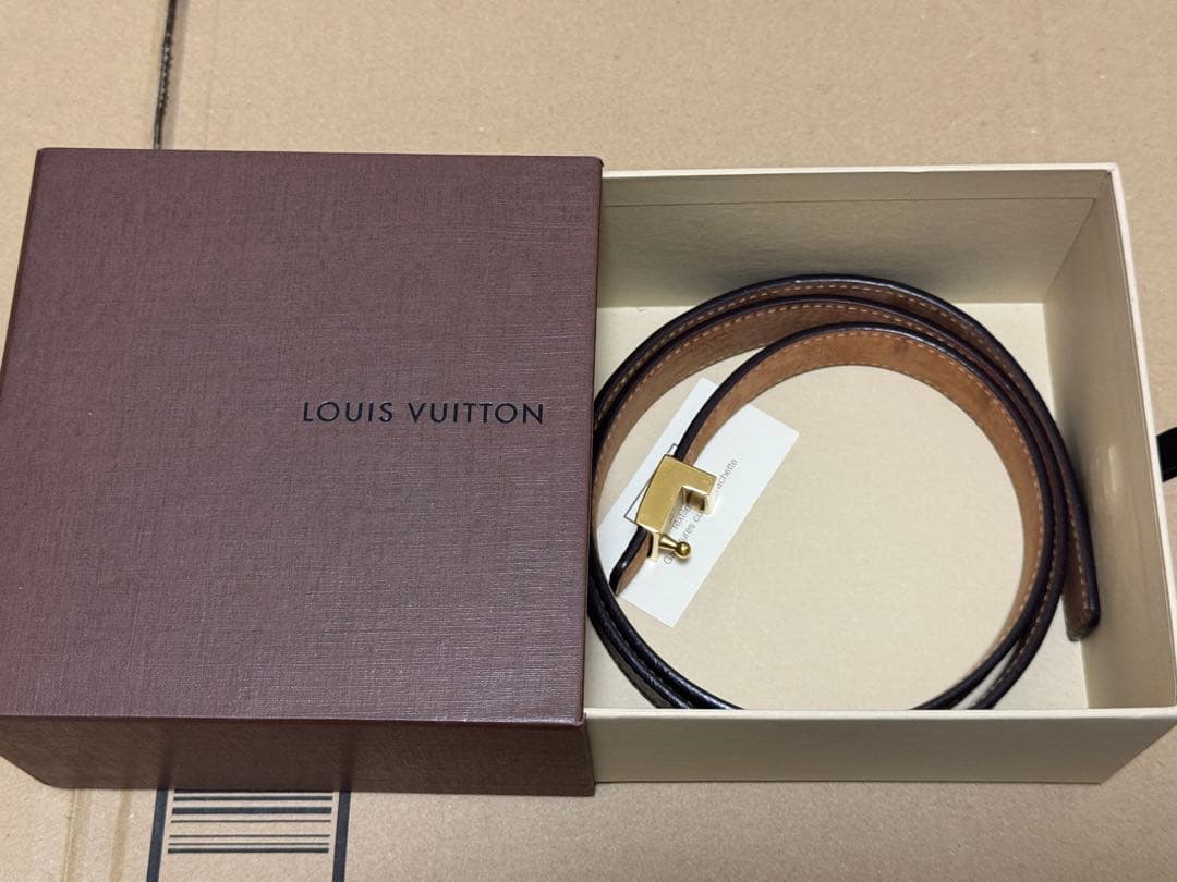 中古美品 LOUIS VUITTON ブラウン ベルト 80/32 箱付