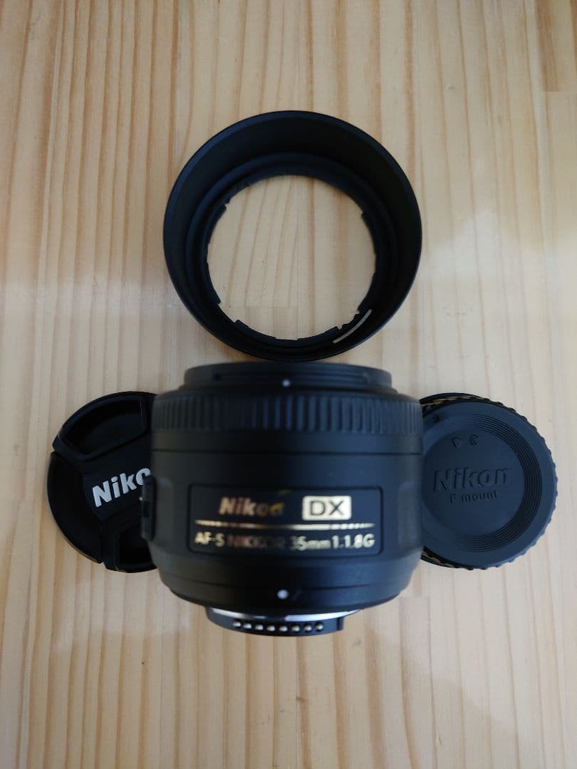 Nikon ニコン AF-S DX NIKKOR 35mm F1.8G フード付