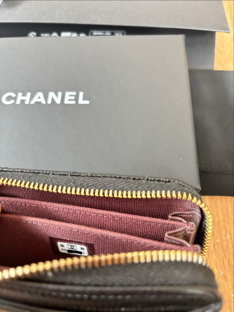 シャネル　クラシック ジップ　ケース　パース　フラグメントケース
