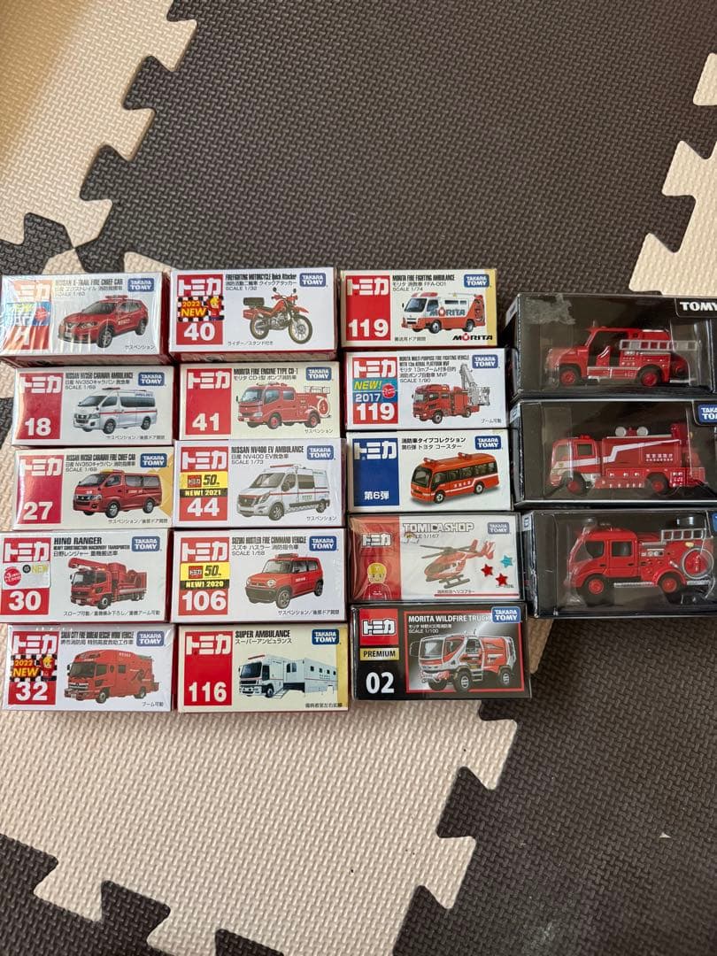 トミカ トミカリミテッド セット 18台セット 消防車 救急車 TOMICA