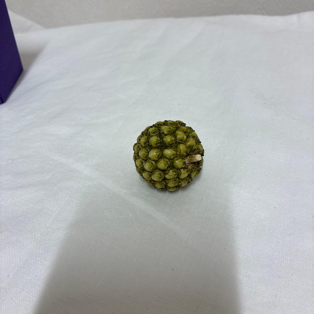 置物 Harmony Kingdom Frogberry Ivory