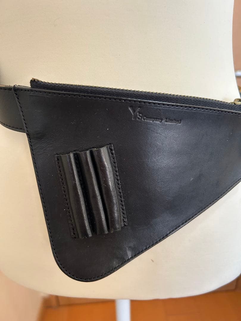 ⭐️ワイズポーチ付きベルト黒極美品⭐️