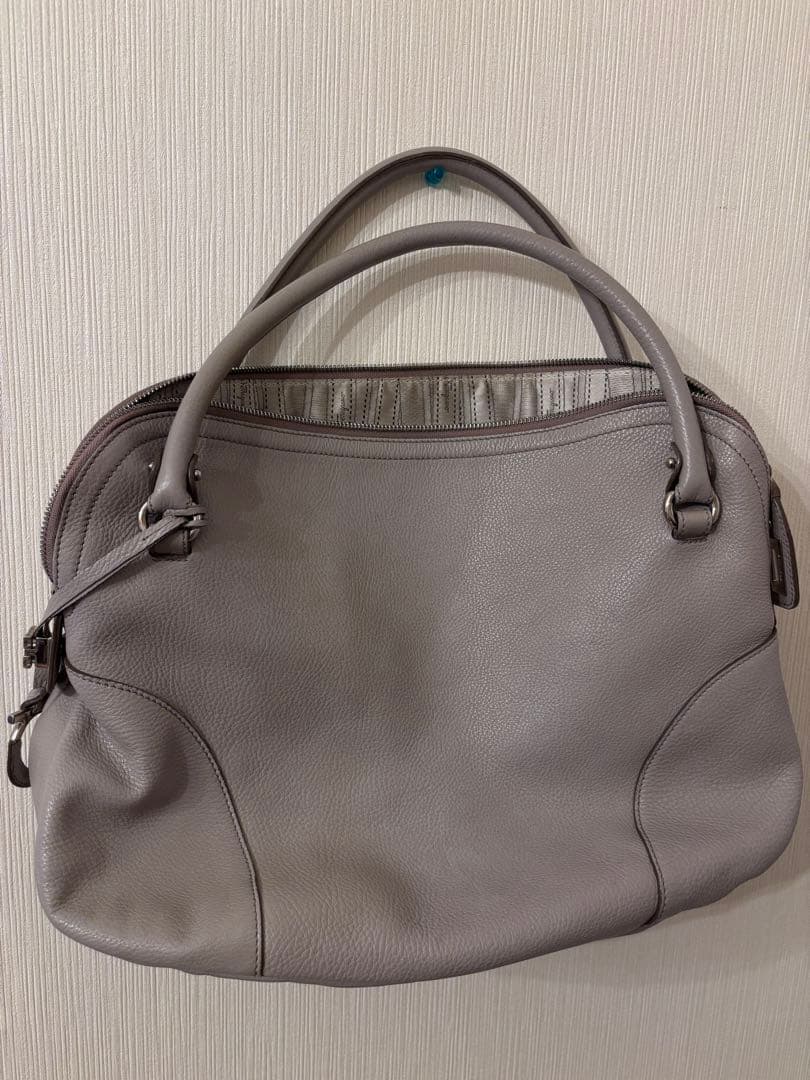 Salvatore Ferragamoガンチーニ トートバッグ グレージュ 本革