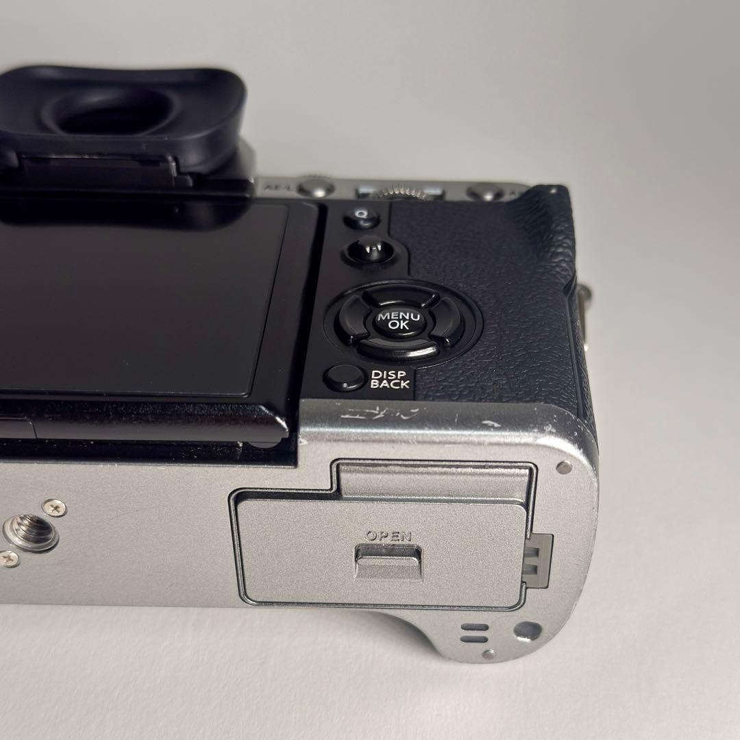 元箱・付属品あり★Fujifilm X-T3