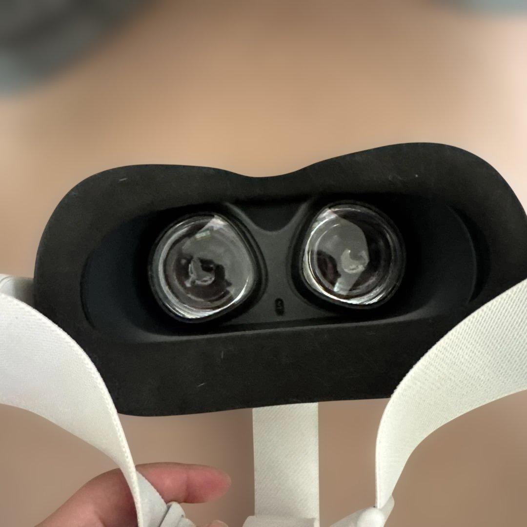  Quest 2 VRヘッドセット　128GB