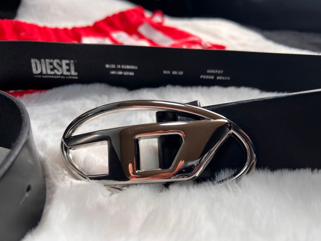 DIESEL ブラックベルト シルバーバックル サイズ　80