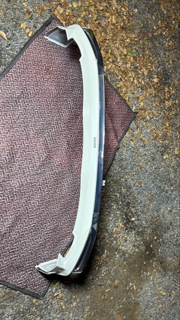 プリウス50後期フロントモデリスタ　美品