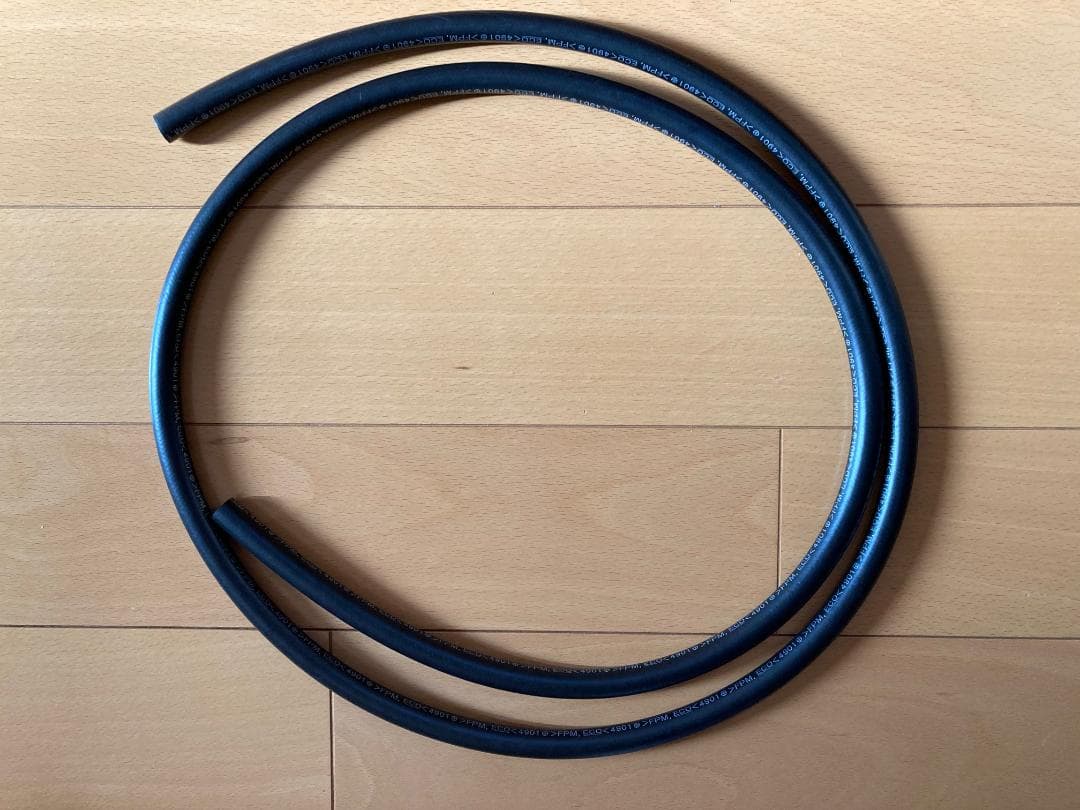 フューエルホース　日産純正　Ａ６Ⅾ４０－Ｎ７６８６　１．８ｍ