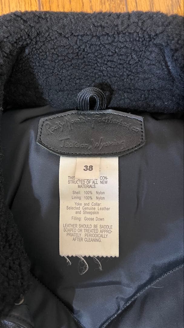 ROCKY MOUNTAIN FEATHERBED ダウンベスト 38 ブラック