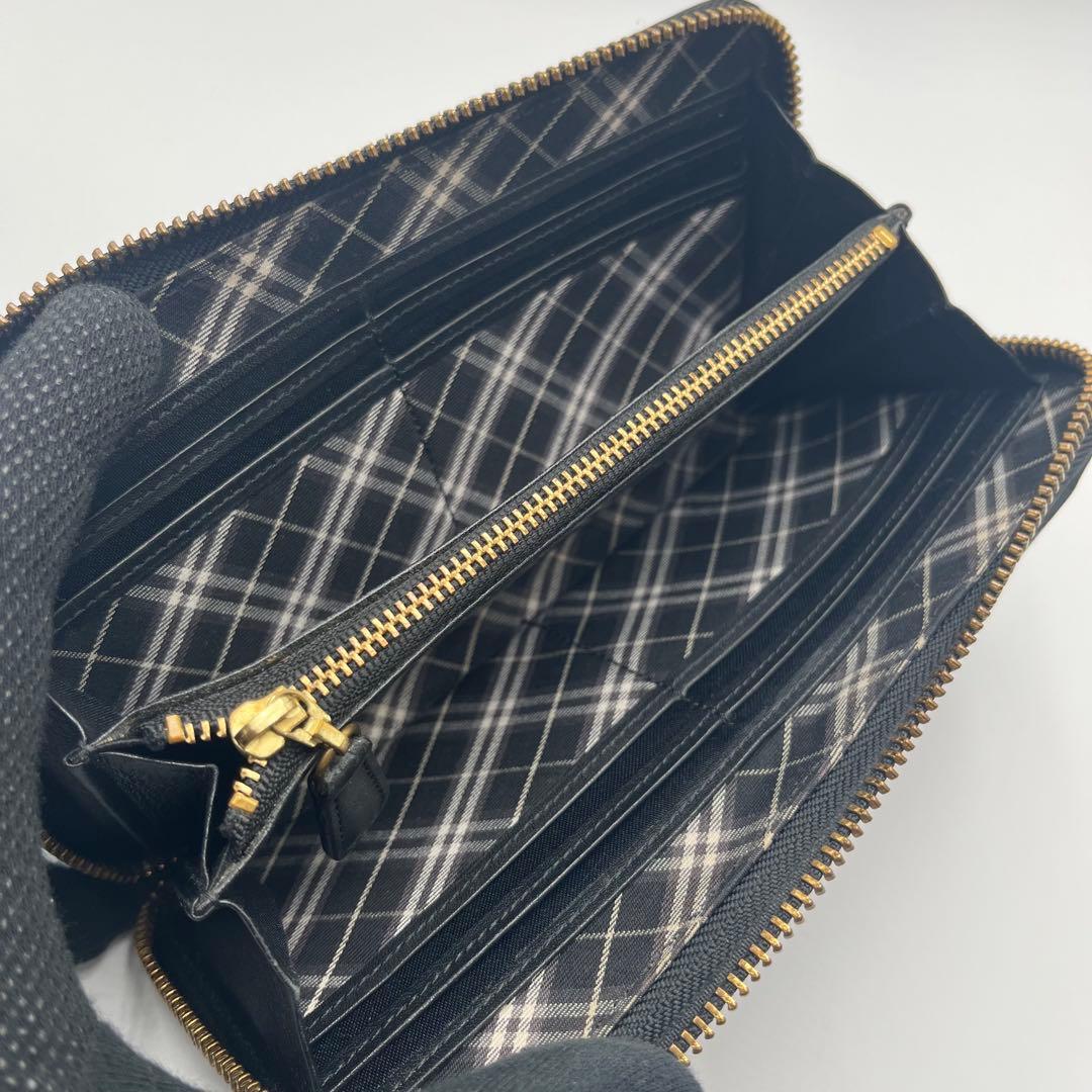 希少 バーバリーブルーレーベル 長財布 ラウンドジップ ブラック 金具ロゴ