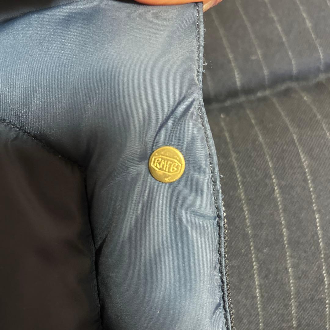 ロッキーマウンテン　ネイビー ストライプ ダウンベスト 9/10 Ｓサイズ　美品