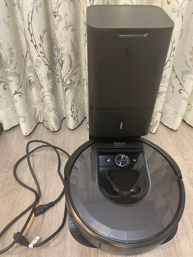 【ゴロリ】正規店購入・新品消耗品付きiRobotルンバi7+ロボット掃除機