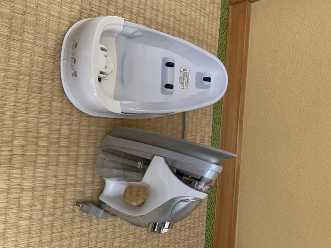 コードレスアイロン
