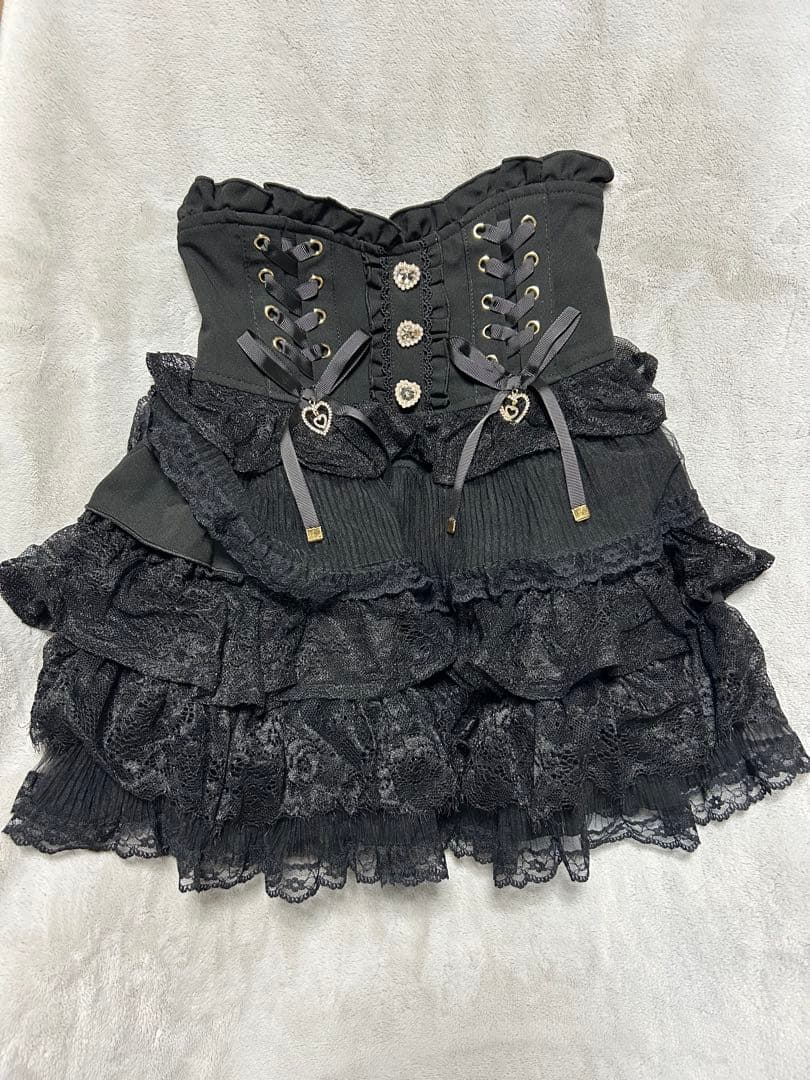 LIZLISA ティアードフリルスカパン ブラック　タグ付き