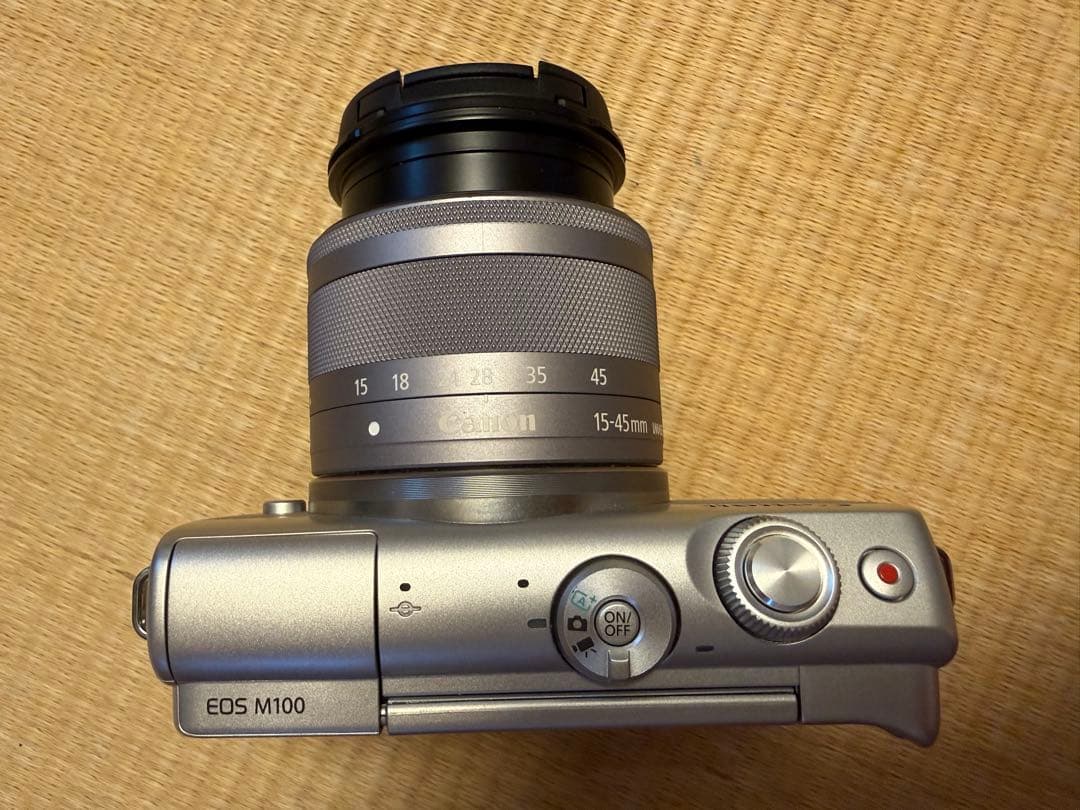 Canon EOS M100 + EF-M 15-45mm + 22mmセット