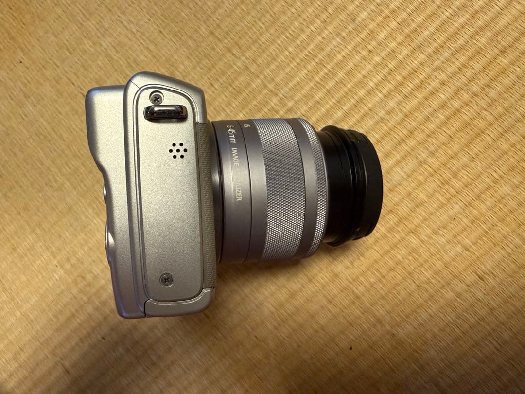 Canon EOS M100 + EF-M 15-45mm + 22mmセット