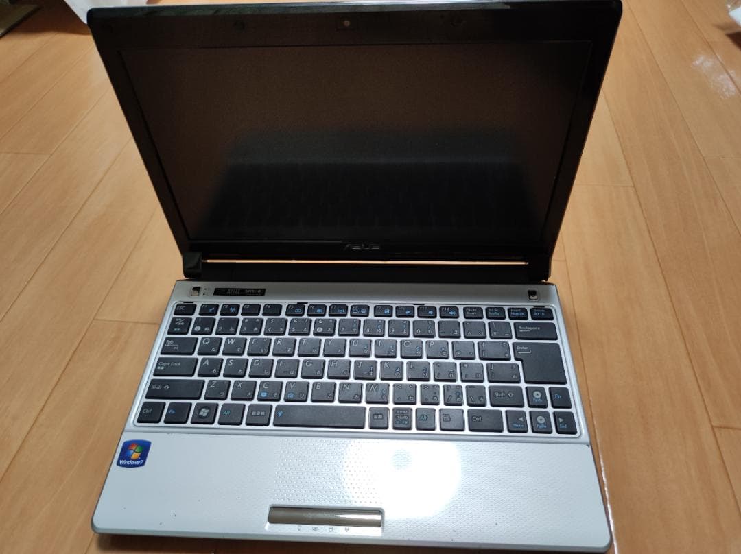 ASUS UL20A ノートパソコン