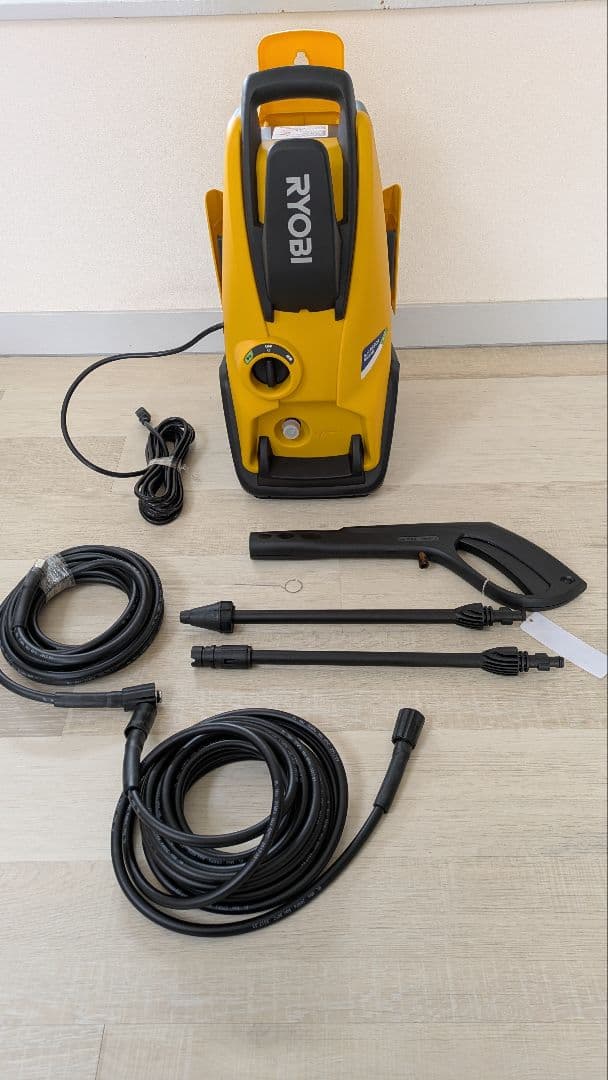 RYOBI　高圧洗浄機　AJP-1620A　別途　延長ホースあり