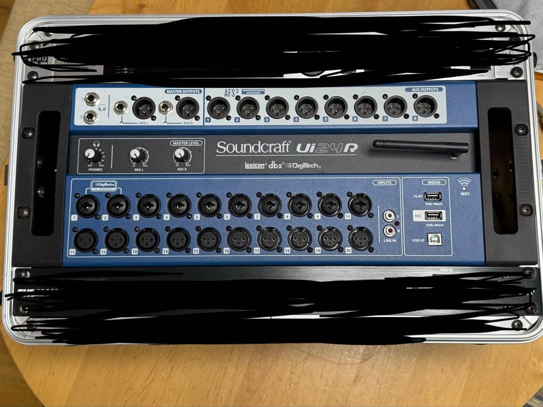 Soundcraft Ui24R デジタルミキサー　モニターセット