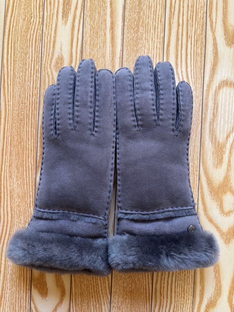 ★極美品★人気カラー♡UGGウィメンズ シームド テック手袋　M