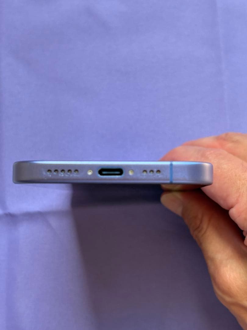 【美品✨】iPhone16 128GB SIMフリー ウルトラマリン