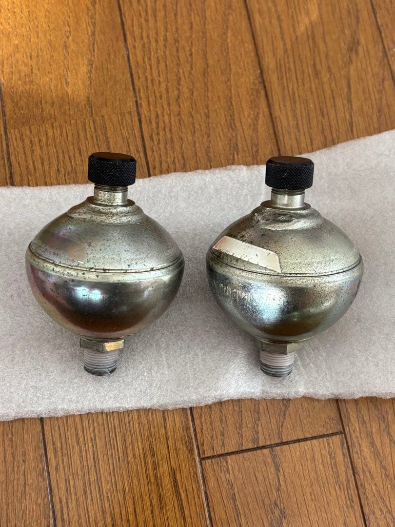 アキュムレーター2個セット MU130-100Z ハイドロ　ローライダー