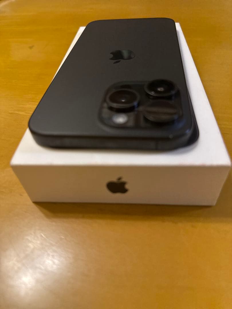 iPhone15 Pro Max 256GB ブラックチタニウム SIMフリー