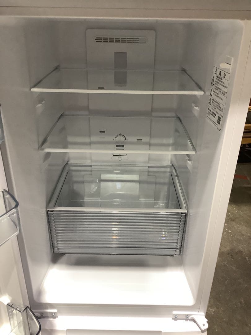 ⭐️2025年製⭐️ シャープ 2ドア冷凍冷蔵庫 SJ-D18P-W 179L★