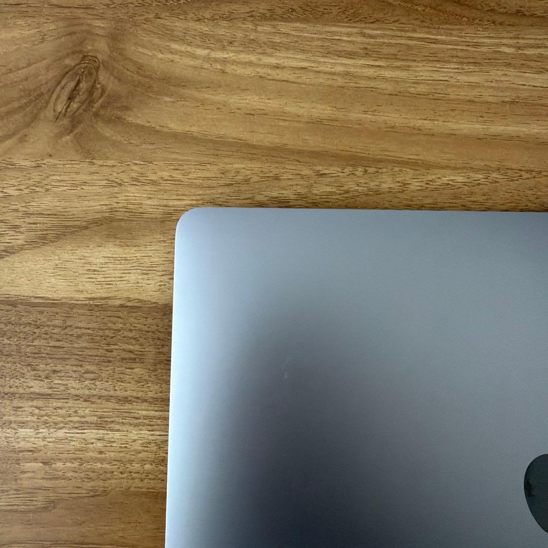【美品】MacBook Air M1 16GB / 512GB