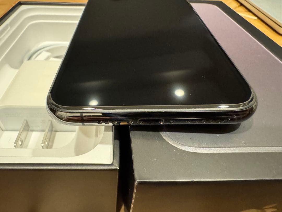 美品 付属品有り iPhone 11 Pro スペースグレイ 256GB