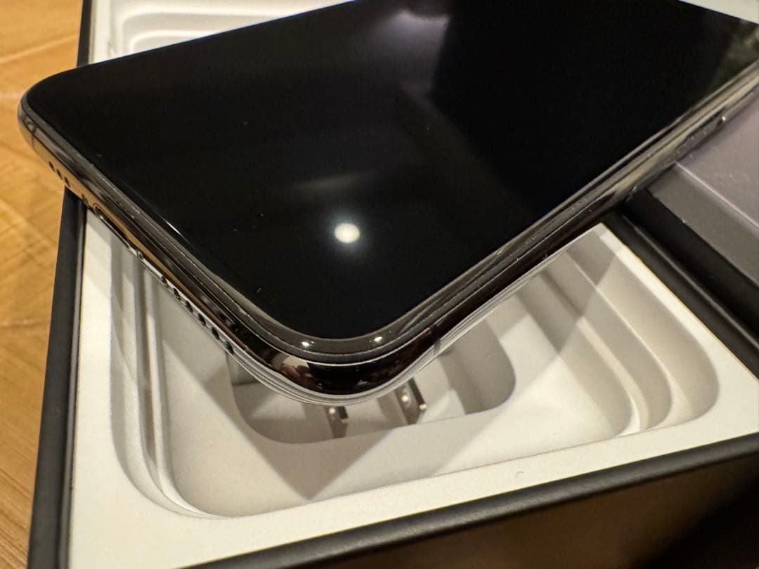 美品 付属品有り iPhone 11 Pro スペースグレイ 256GB