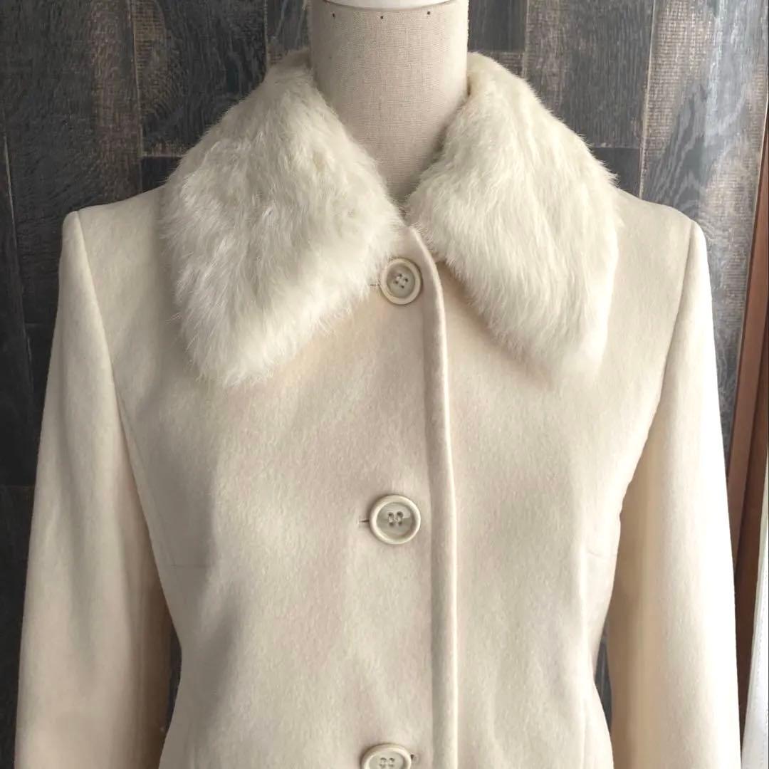 HUGO BOSS 美品 ジャケットコート ファー襟 ショート丈 オフホワイト