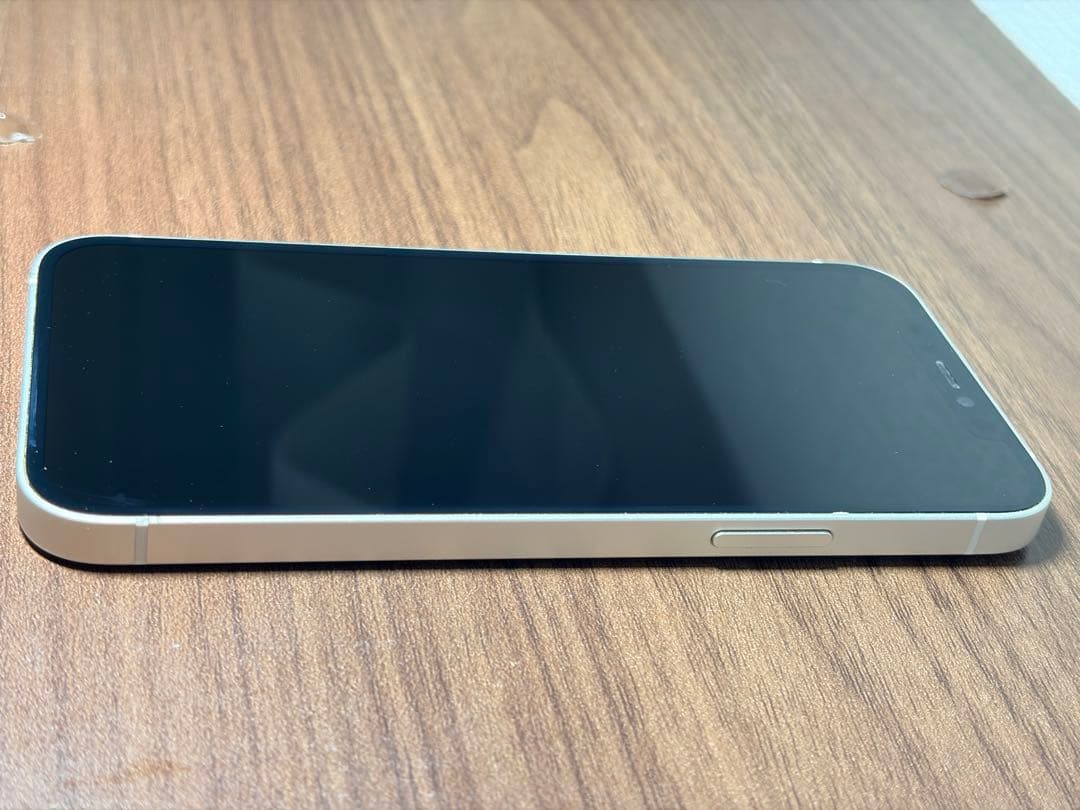 iPhone 12 128GB ホワイト 本体 Apple