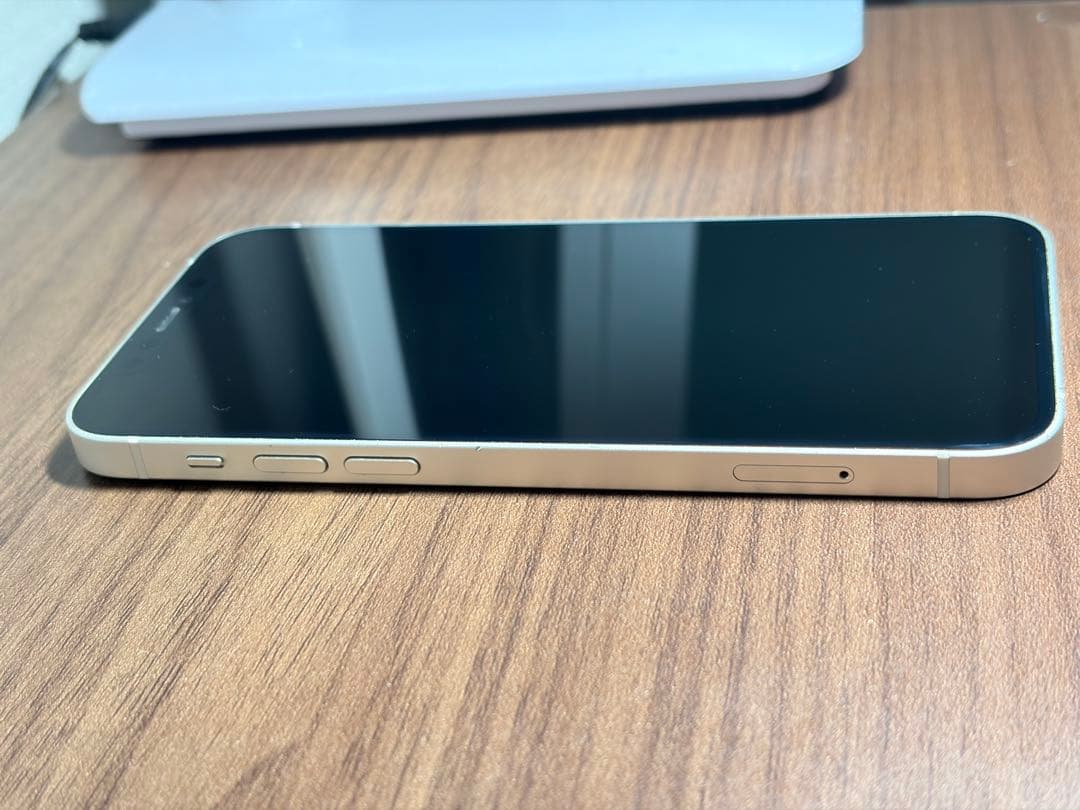 iPhone 12 128GB ホワイト 本体 Apple