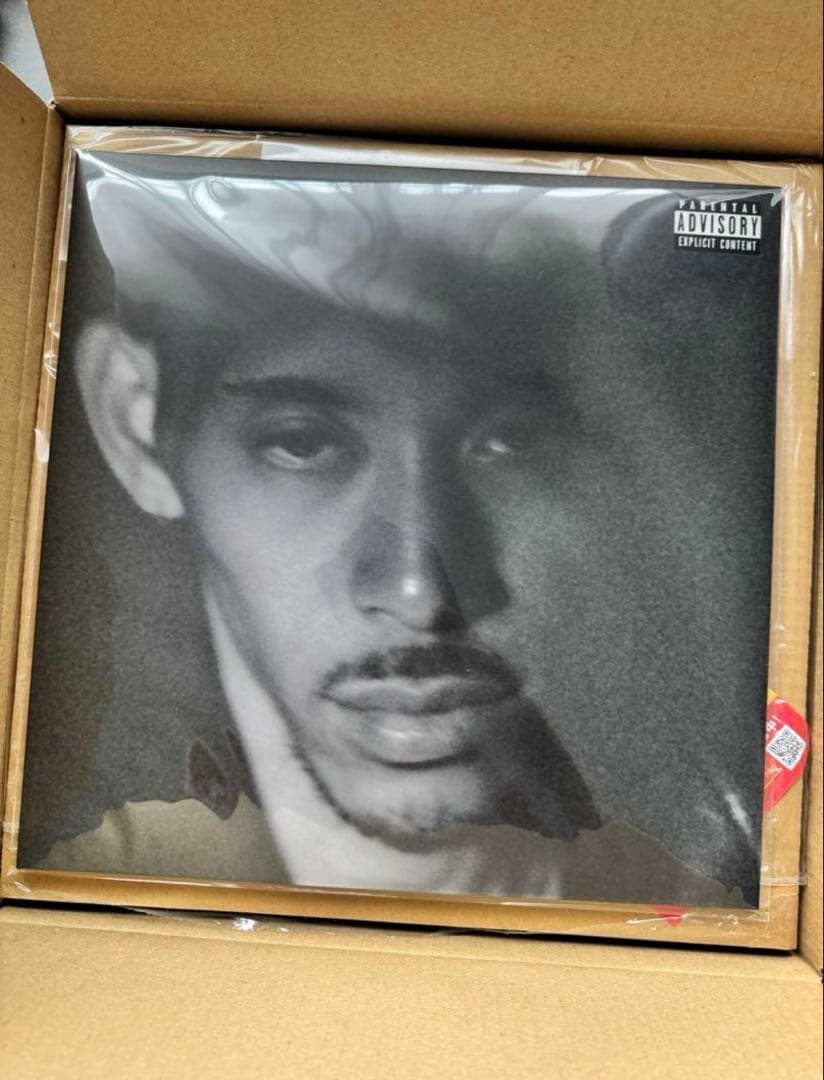 IO four 完全生産限定盤 レコード　LP　アナログ盤