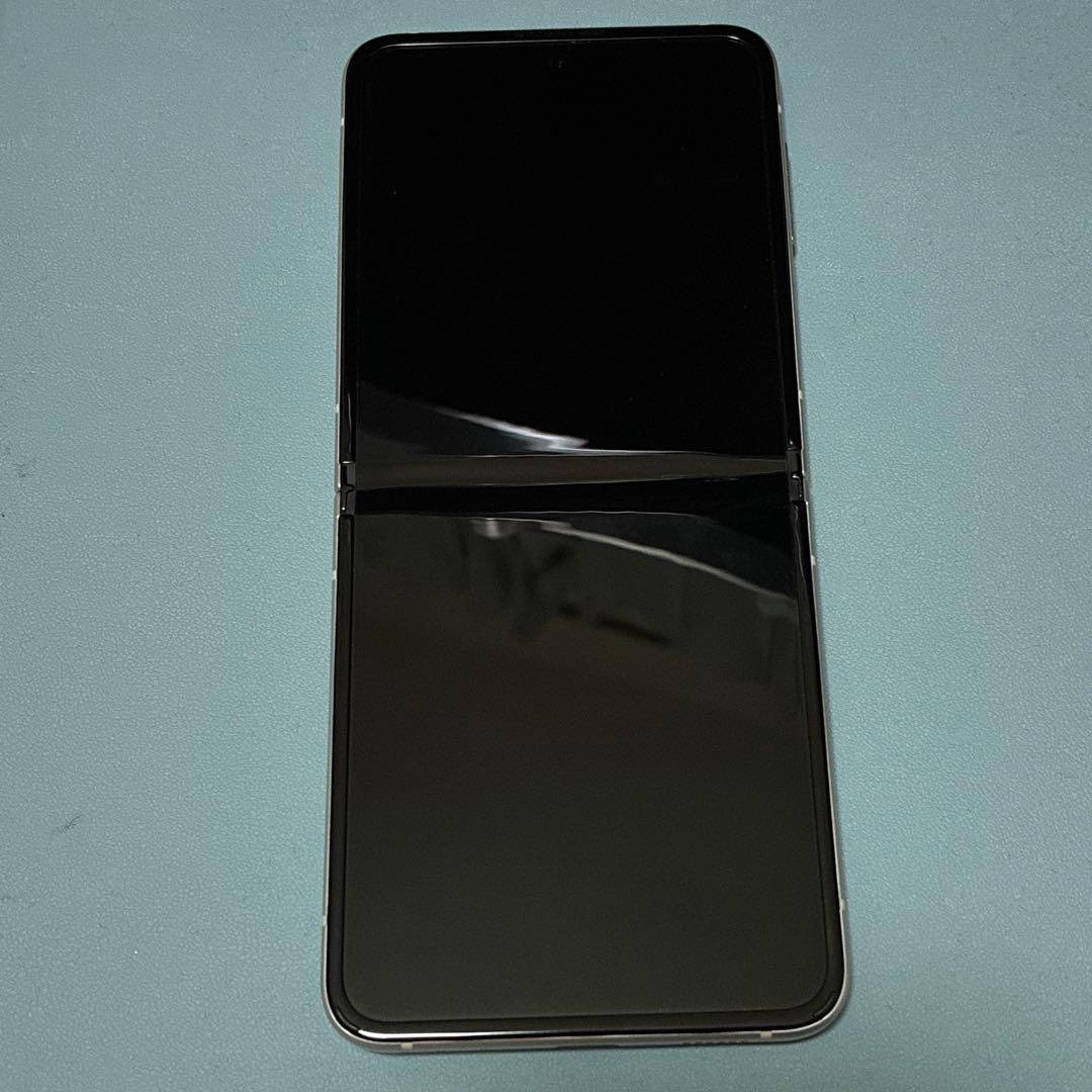 【ジャンク】docomo Galaxy Z Flip3