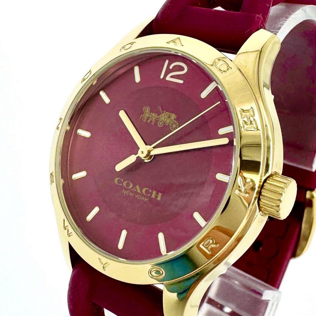【箱・ほぼ未使用】COACH コーチ ゴールド シグネチャー ラバー 腕時計