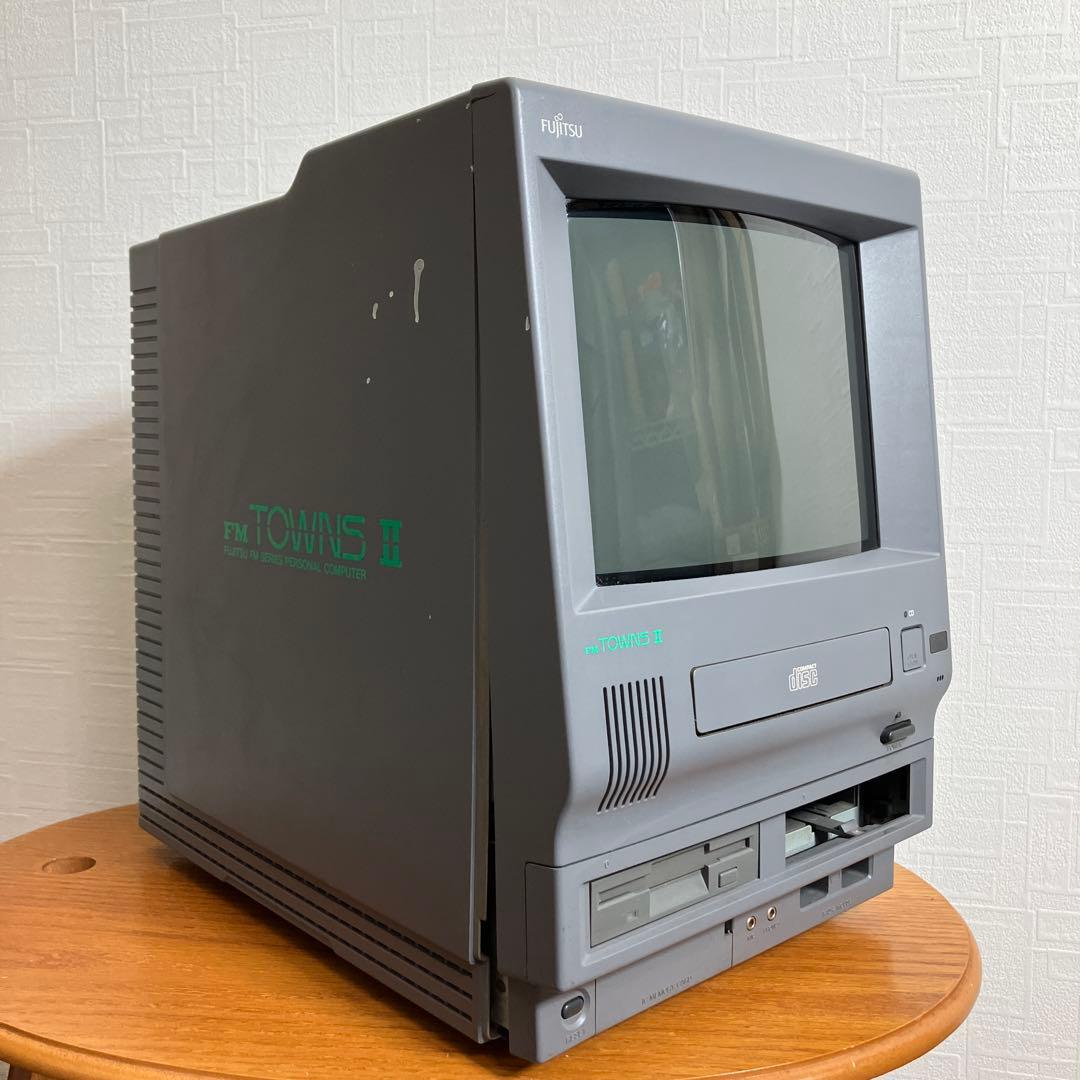 富士通　FM TOWNS II FMTW2UX20 ジャンク