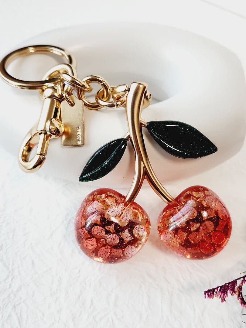 Coach ピンクマルチさくらんぼチェリーレッド