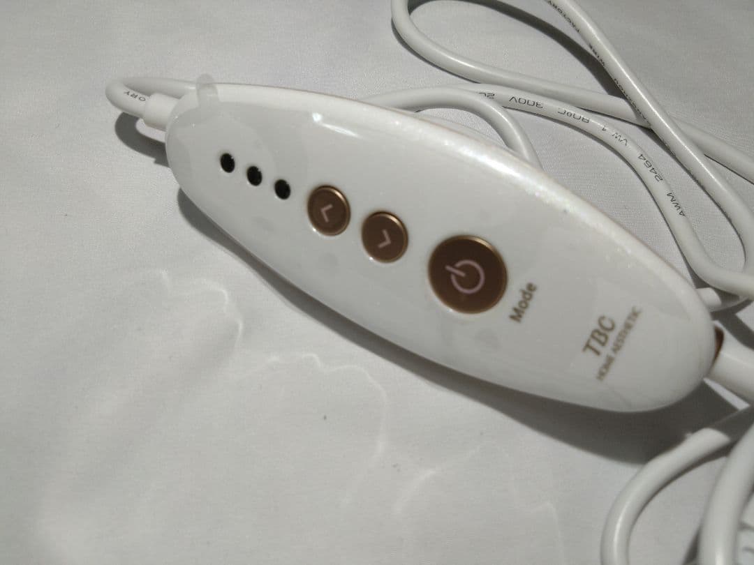 MS SYSTEM PRO家庭用高周波フォト美容器 型番：HA-MS01-…