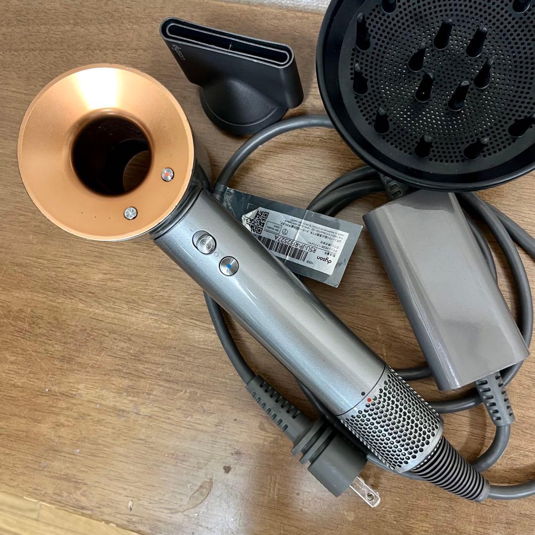 【人気カラー】【美品】Dyson Supersonic HD08