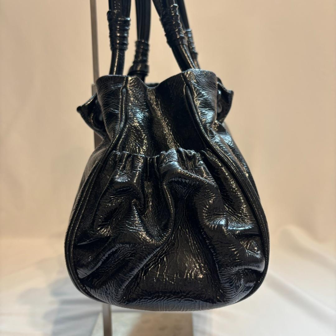 【希少】ジョルジオ アルマーニ　パテントレザー　ハンドバッグ　ロゴプレート