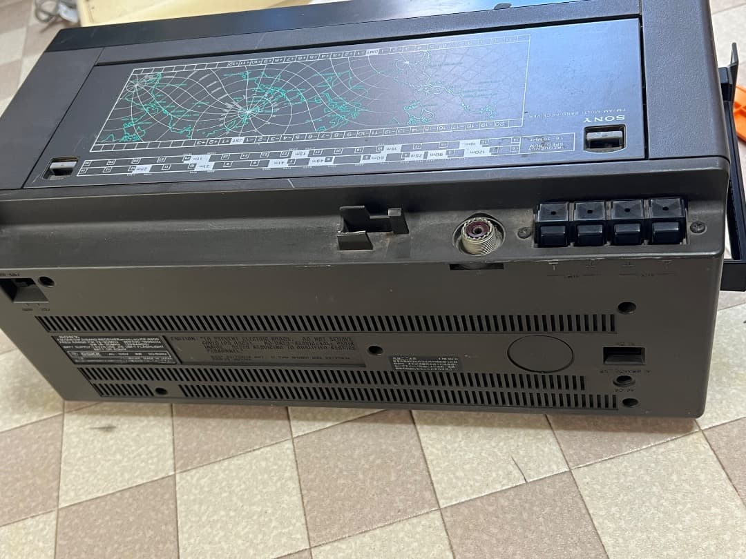 ラジオ・コンポ SONY ICF-6800