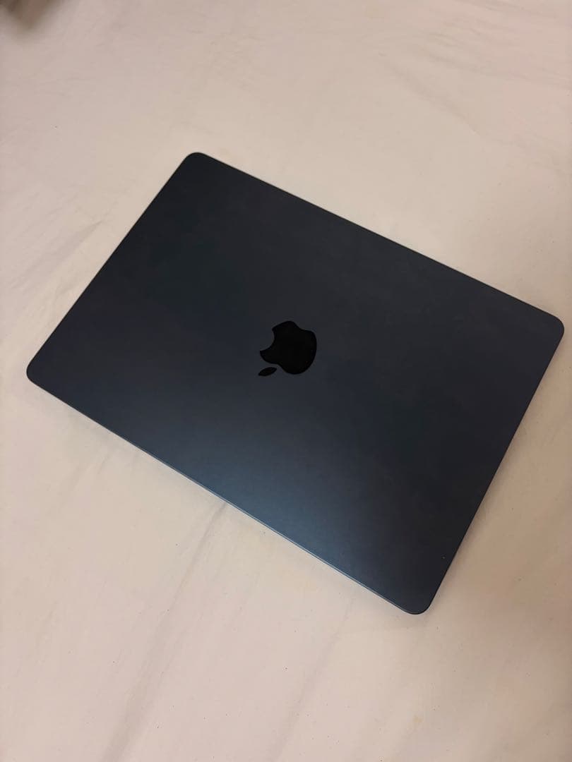 【美品】MacBook Air M2 ミッドナイト 256GB