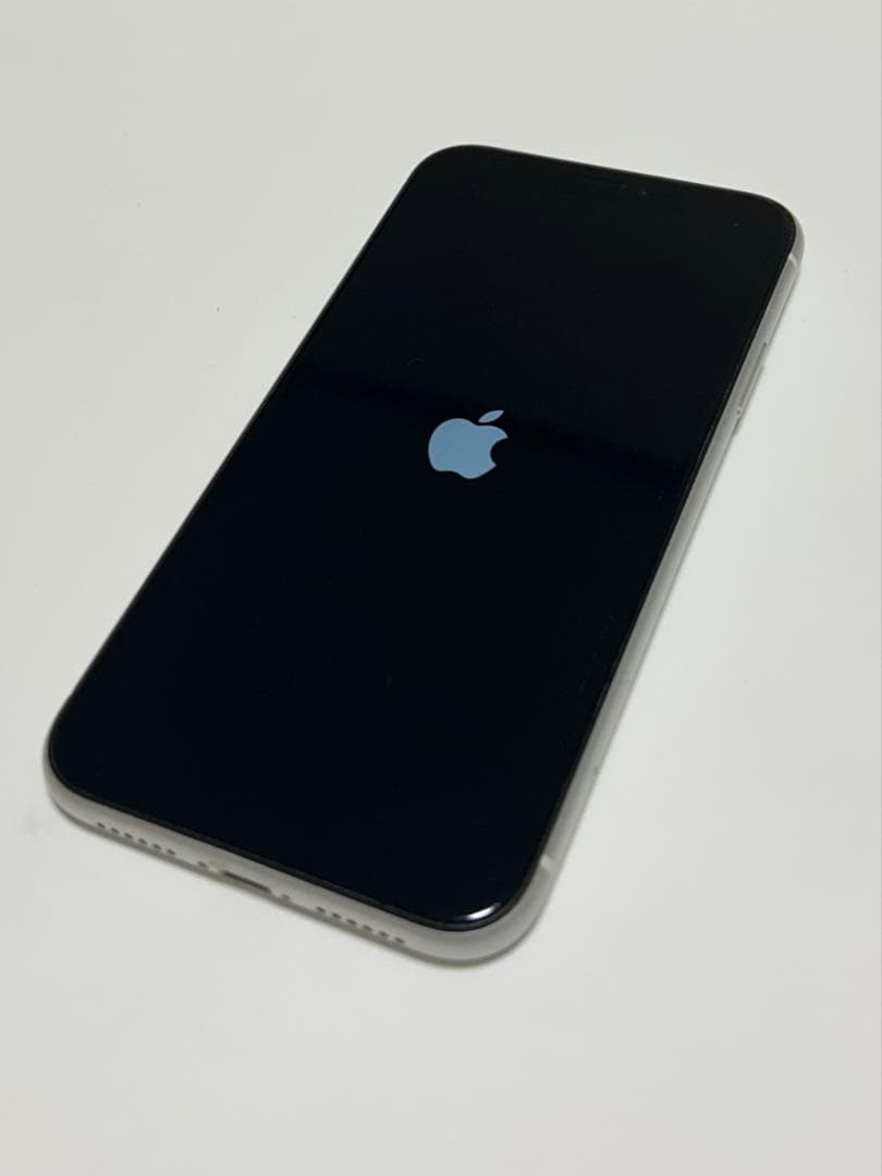 Apple iPhone XR ホワイト 125GB 本体 SIMフリー