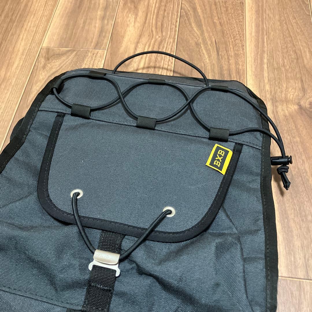 BXB ブラックバッグ フロントポケット付き