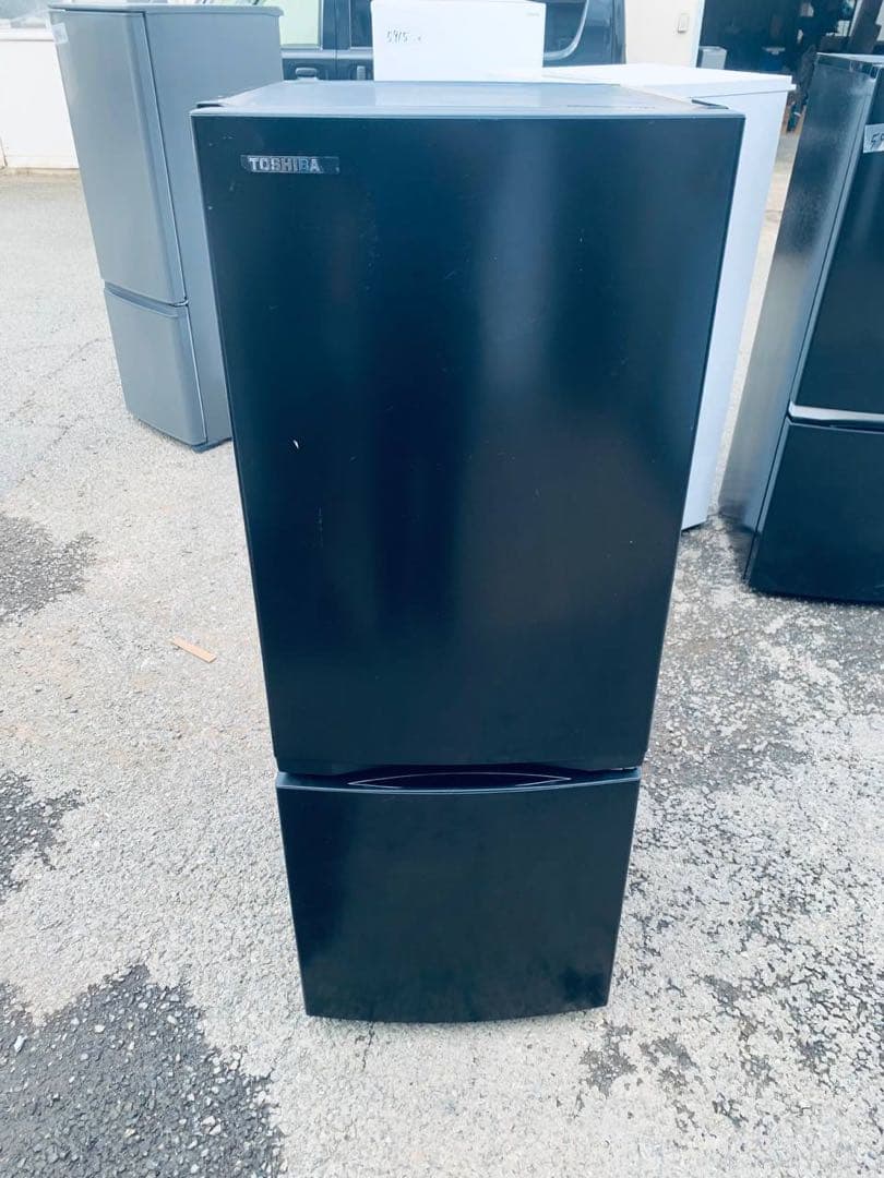 送料設置無料　TOSHIBA ノンフロン冷凍冷蔵庫 GR-U15BS